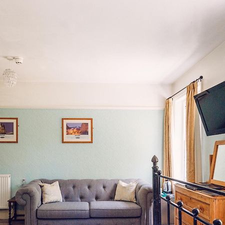Broomfield House Whitby Bagian luar foto