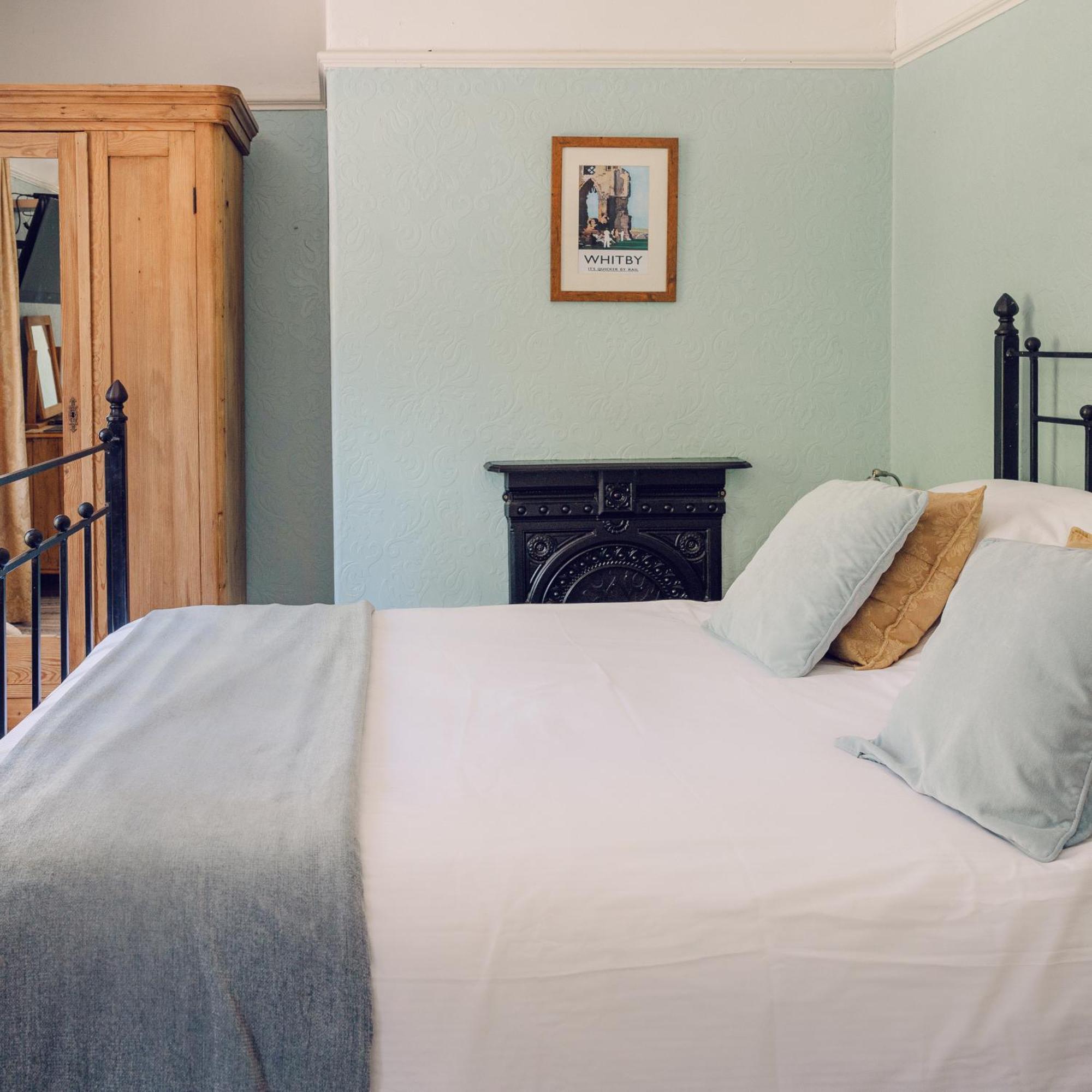 Broomfield House Whitby Bagian luar foto